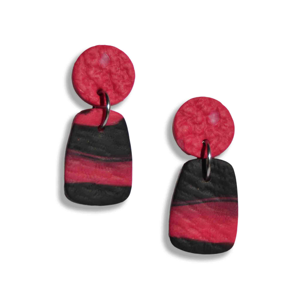 Red and black marbled drop earrings